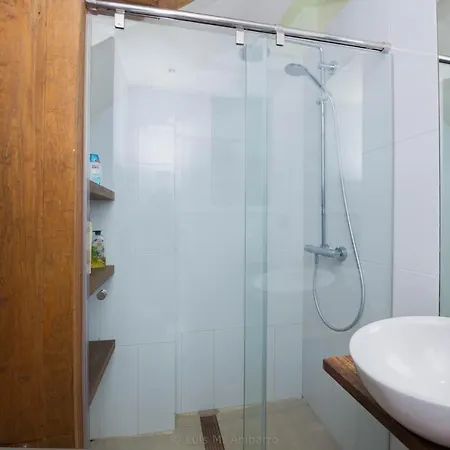 Historic Canarian House, Private Heated Infinity Pool, Bbq, Wifi + Panoramic Ocean Views 컨트리하우스 *